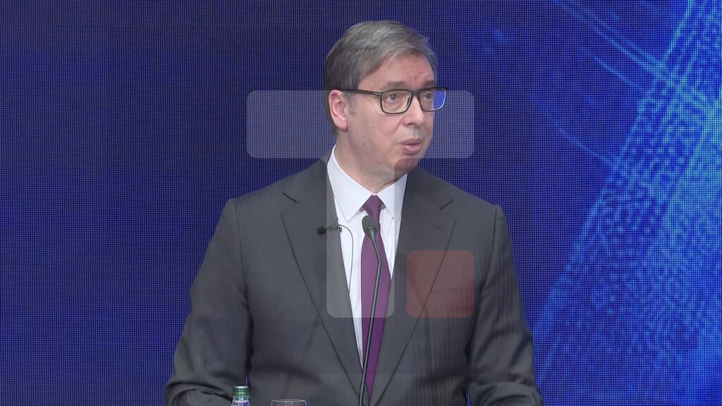 Vučić: Dualno obrazovanje je od ključnog značaja za obrazovanje u Srbiji