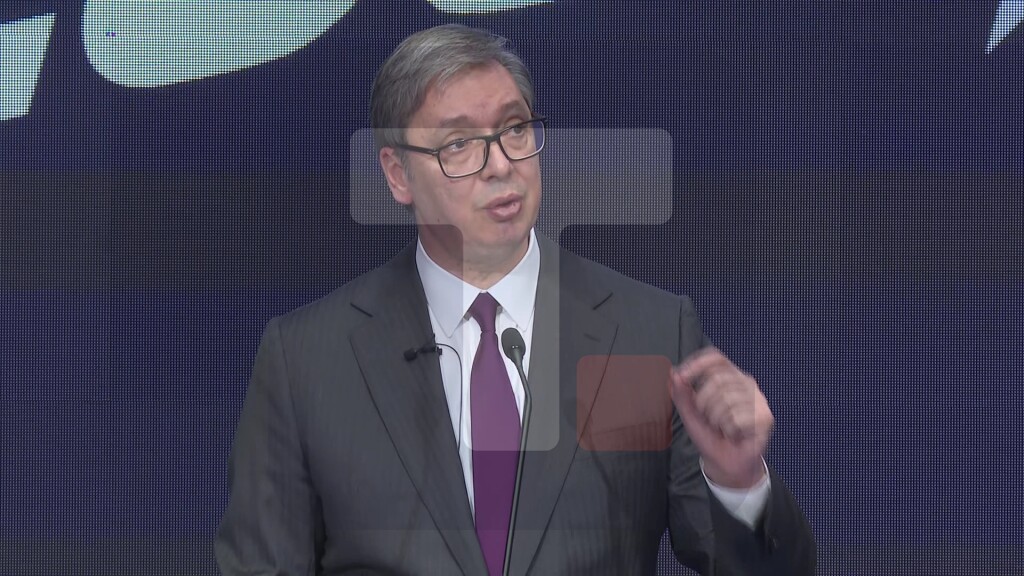 Vučić: Srbija zaostaje za SAD i Kinom po pitanju kvaliteta hardvera i softvera
