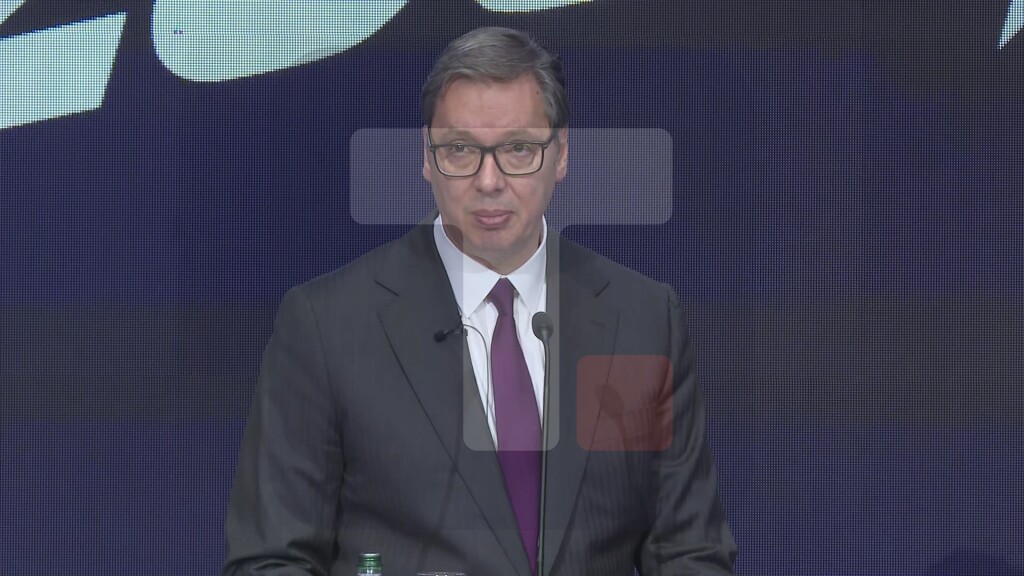 Vučić: Plan za železnički saobraćaj do 2035. godine je da uradimo 1219 km pruge