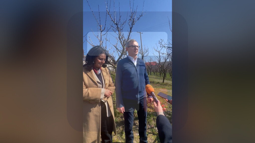 Glamočić obišao domaćinstvo Bugarinović u Sevojnu: Merama podrške čuvamo život na selu