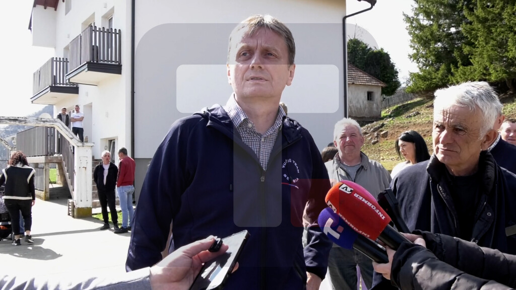 Glišić: Najveći problem meštana loša putna infrastruktura u samom selu, ali i u pravcu ka Valjevu