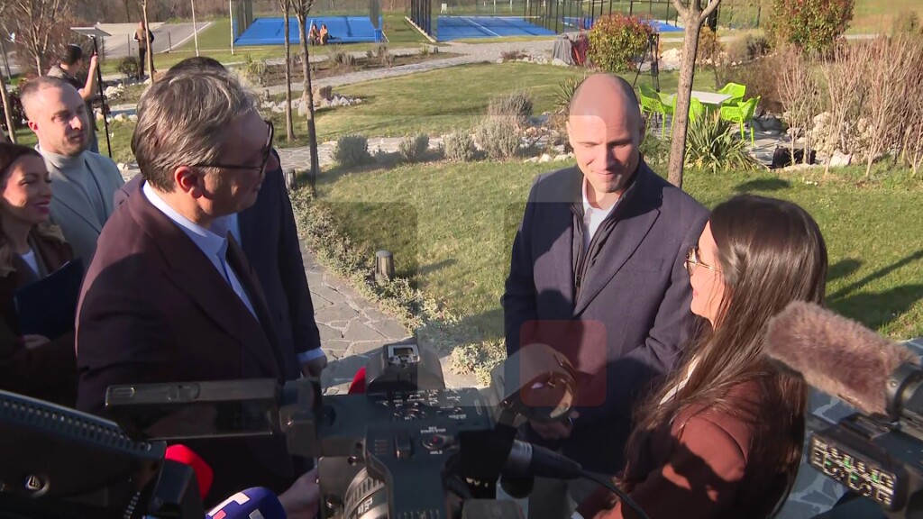 Vučić: Šumadijski kutak bi imao veću posetu da je bolje povezan sa beogradom i Srbijom, radićemo na tome