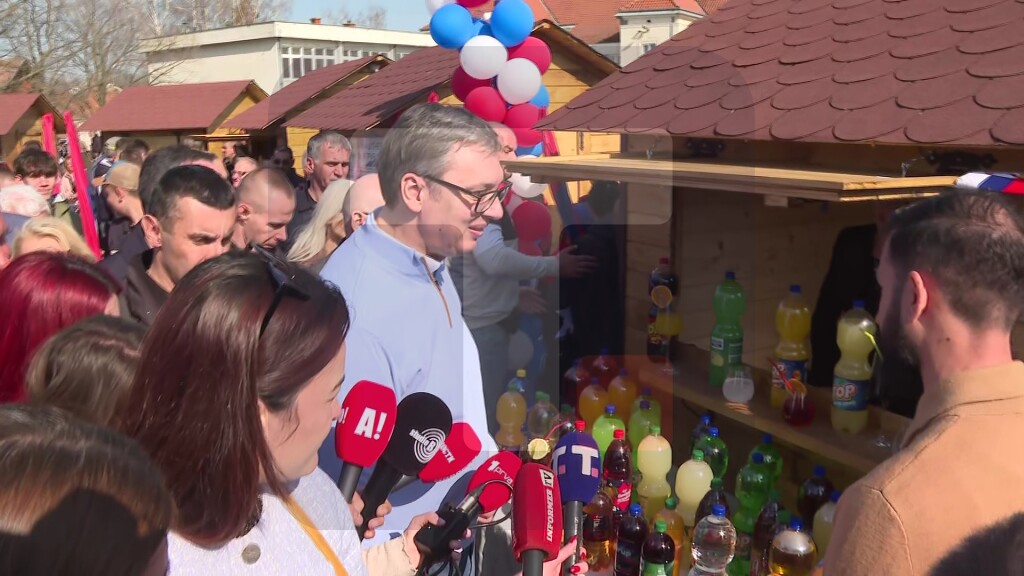 Vučić: Od suštinskog značaja je da sačuvamo narod na KiM