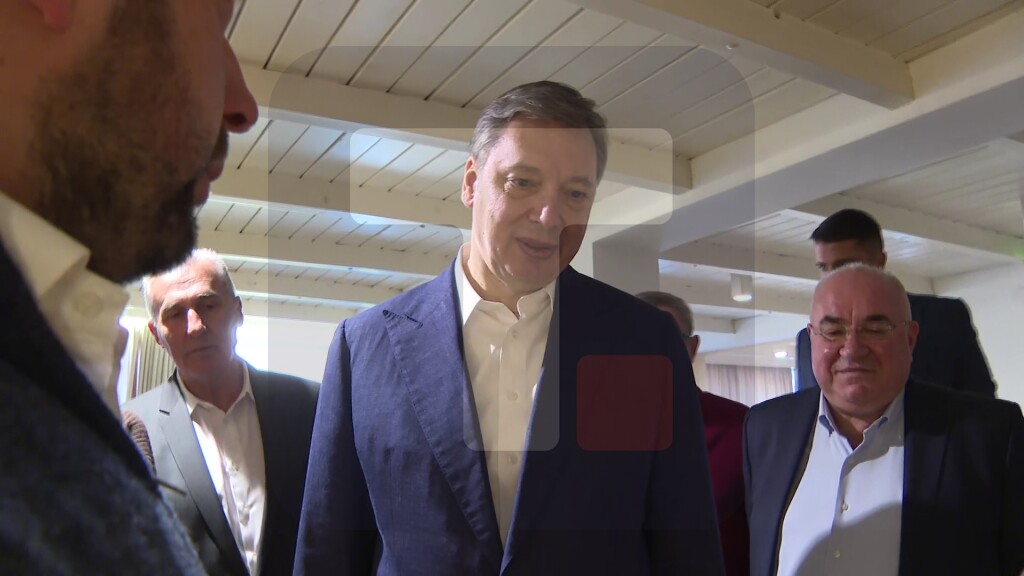 Vučić u poseti destileriji „BB Klekovača“