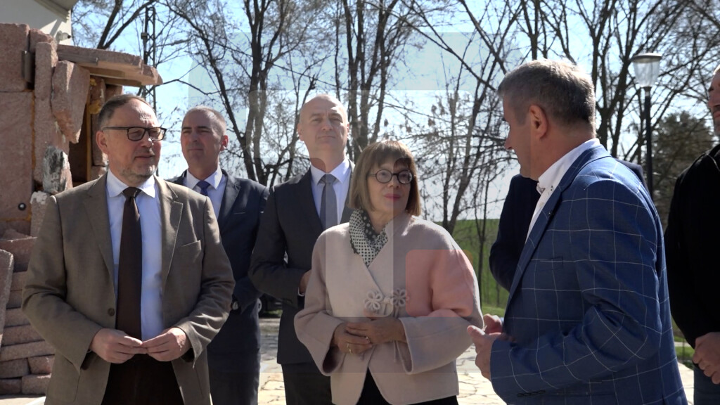 Predsednica Vlade SP Vojvodina Maja Gojković u poseti Kuli