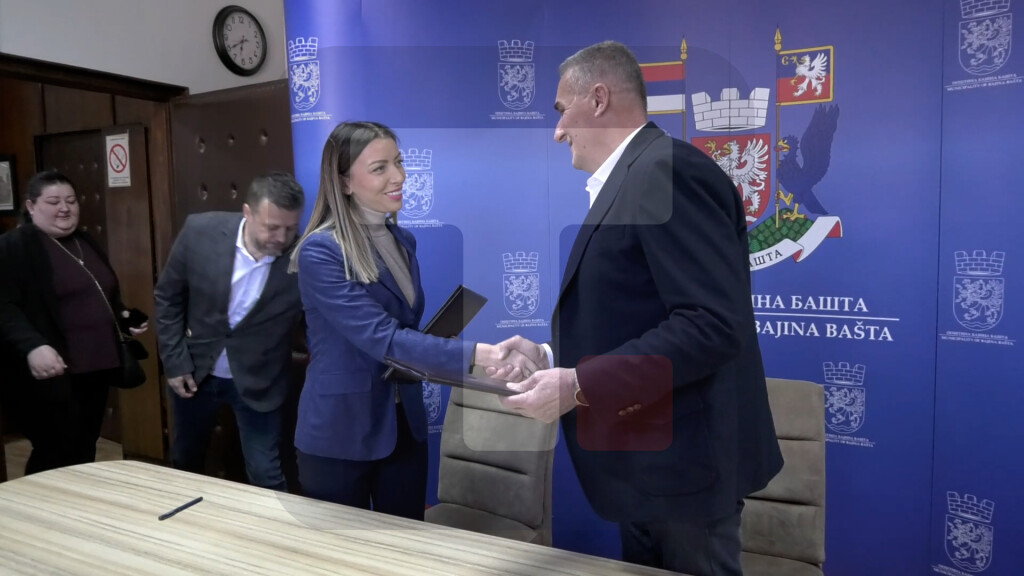 Mesarović potpisala ugovor o finansiranju infrastrukturnih projekata za Bajinu Baštu