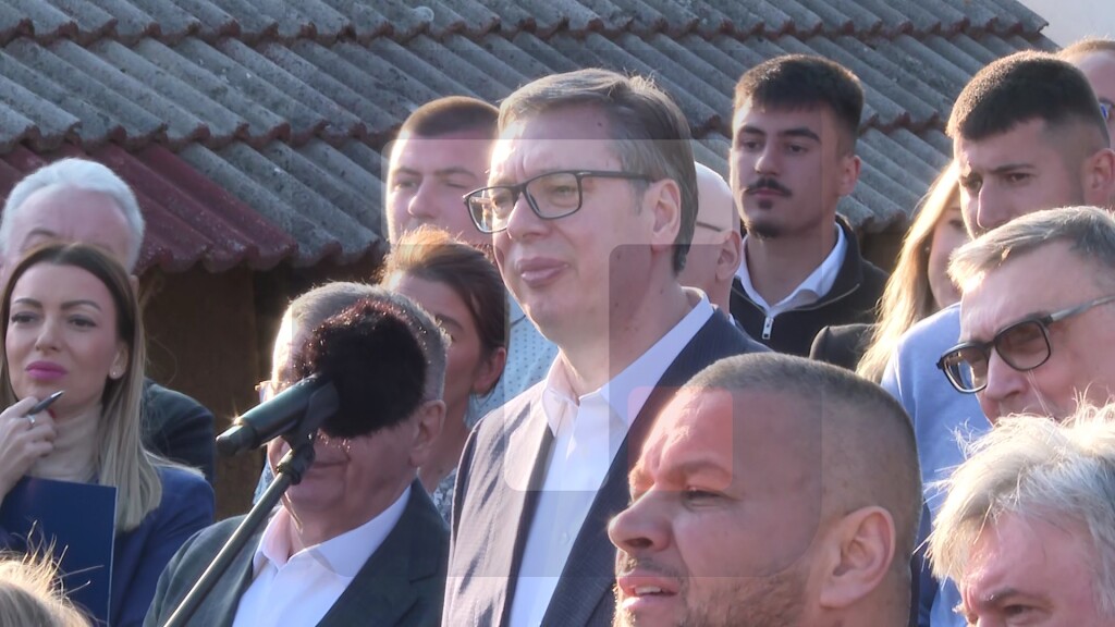 Vučić: Nema nigde asfalt za džabe, putevi su od suštinskog značaja za građane Lučana