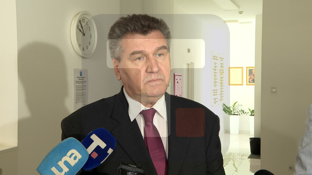 Popović: Mi imamo problem sa nastavnim kadrom u osnovnim i srednjim školama, fizike, matematike