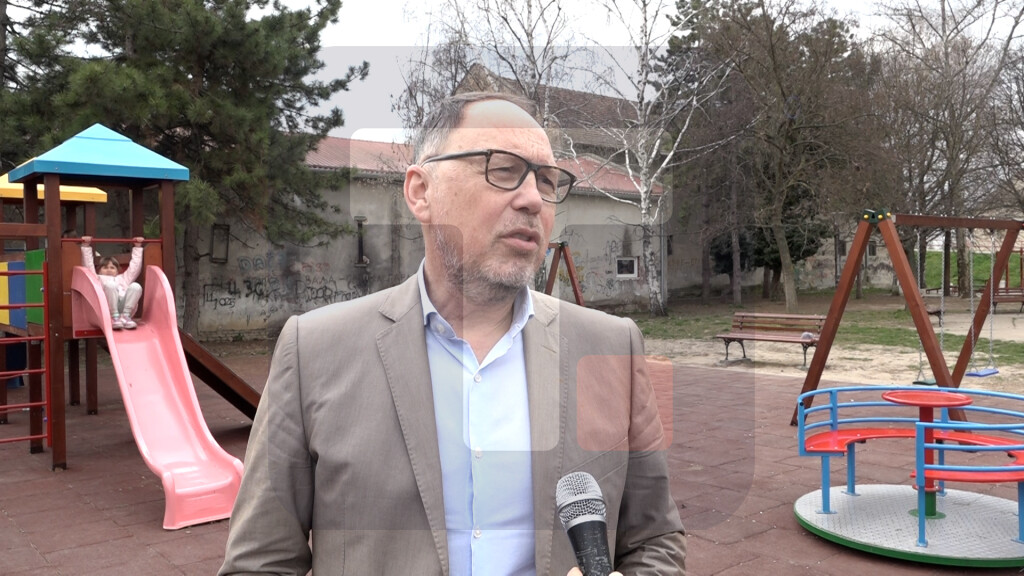 Miljanić: Ukupno na teritoriji opštine Kula u prethodnih pet godina urađeno gotovo 20 novih dečjih igrališta