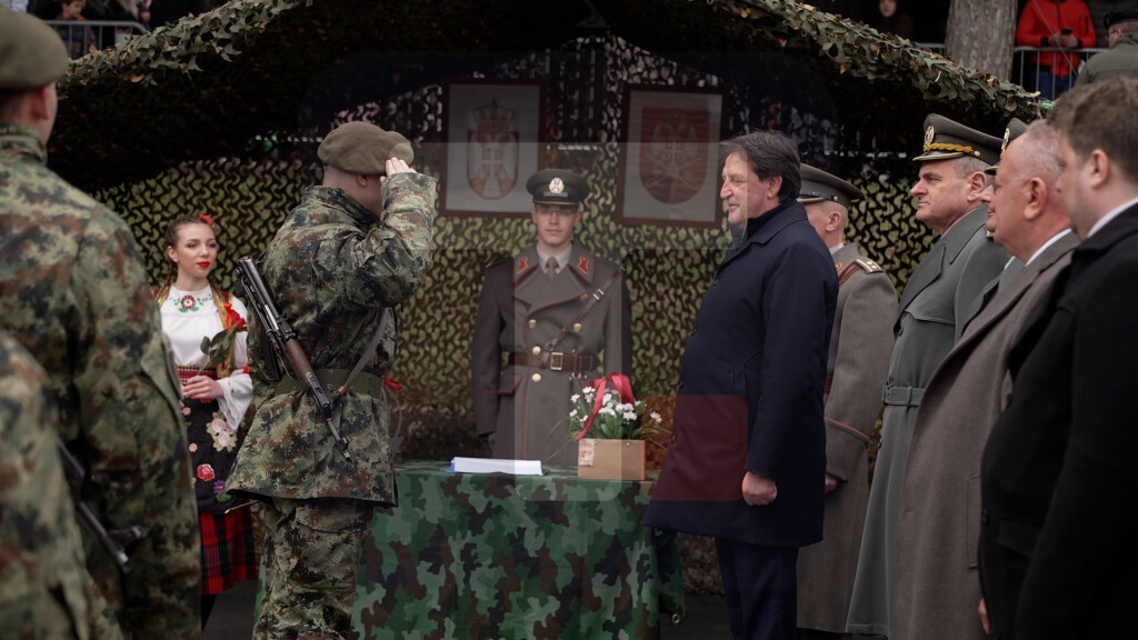 Gašić na polaganju zakletve u Leskovcu