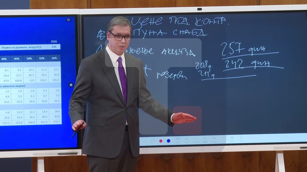 Vučić: Da bismo smanjili udar na državu i njen budžet, spremni smo da prodajemo naše naftne rezerve kako bi sve pumpe imale snabdevenost