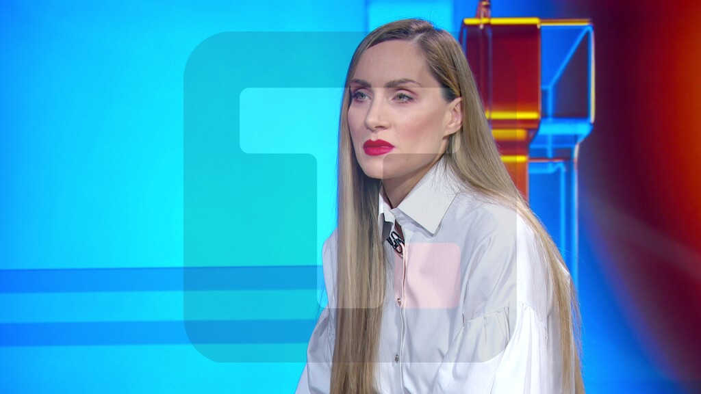 Gavrilović: Mnogo puta sam odustajala, svaki inteligentan čovek se preispituje