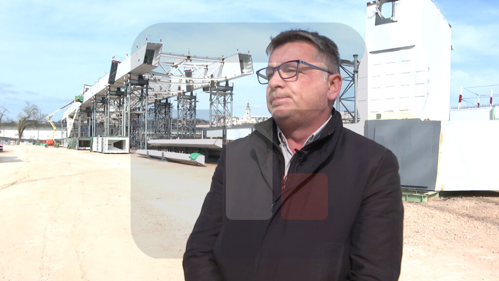 Nikolić: U toku postavljanje šipova u reci