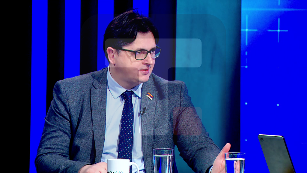 Mrdić: Mi gledamo interese Srbije i tom politikom treba da budemo vođeni