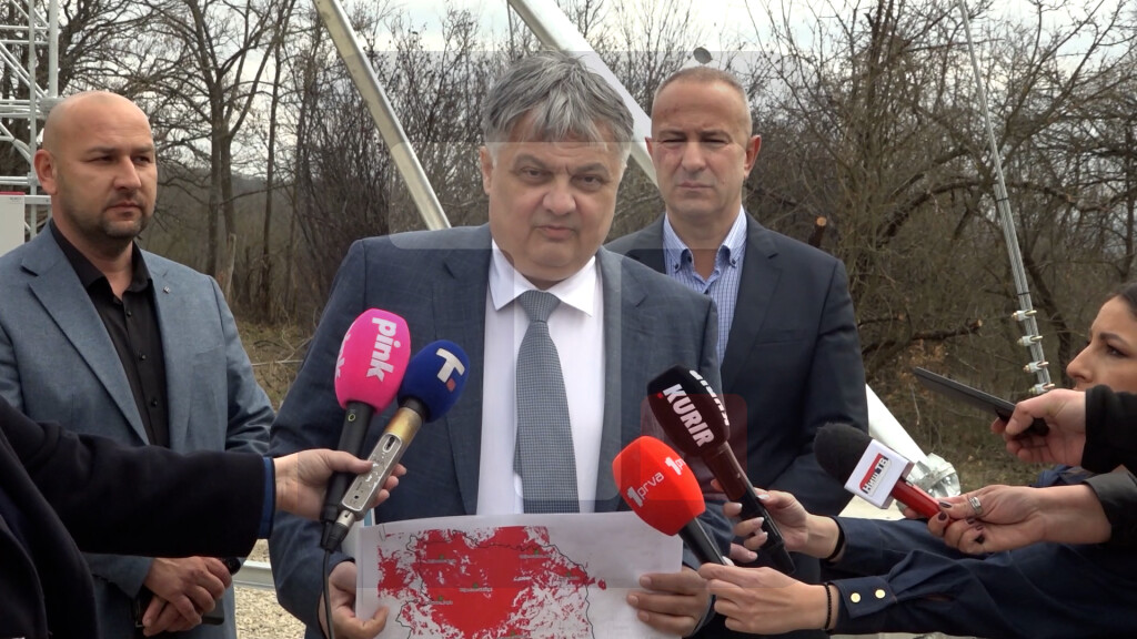 Lučić: Cilj da se sva mesta u Srbiji pokriju kvalitetnom mobilnim mrežom i internetom