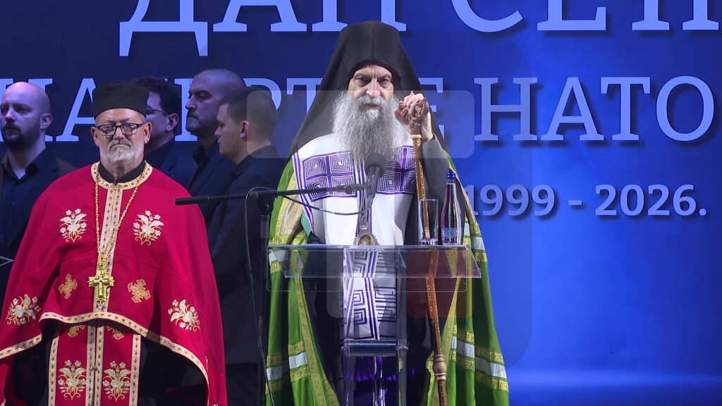 Porfirije: Ostajemo sa čvrstom namerno da nikada u molitvi ne zaboravimo nevino stradale