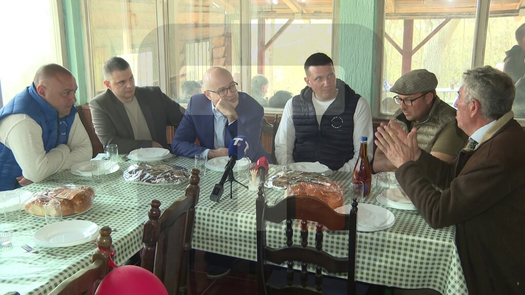 Miloš Vučević u druženju sa lovačkim udruženjem u Azanji