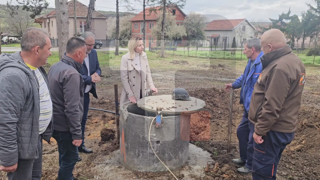 Macura obišla završne radove na izgradnji dva arteška bunara u Merošini