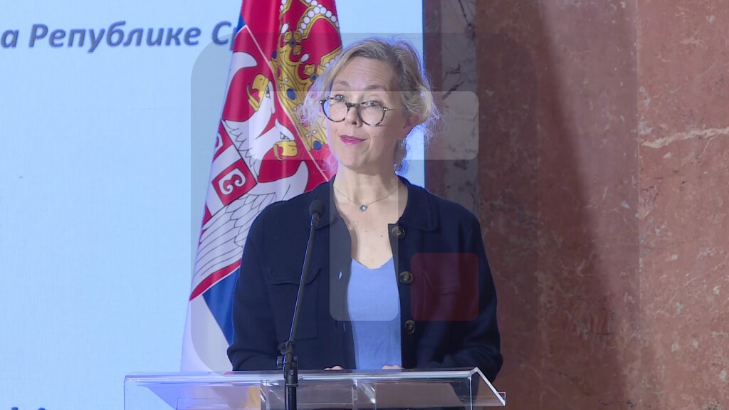 Ferari: Jovanović, kojoj je večeras uručila priznanje, ličnost koja snažno i trajno neguje te vrednosti