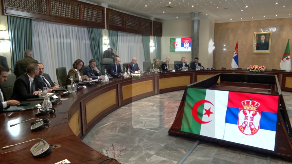 Sastanak delegacija Srbije i Alžira u zgradi alžirske vlade