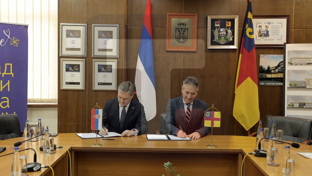 Selaković u Vranju potpisao ugovor o rekonstrukciji objekta Heramluk