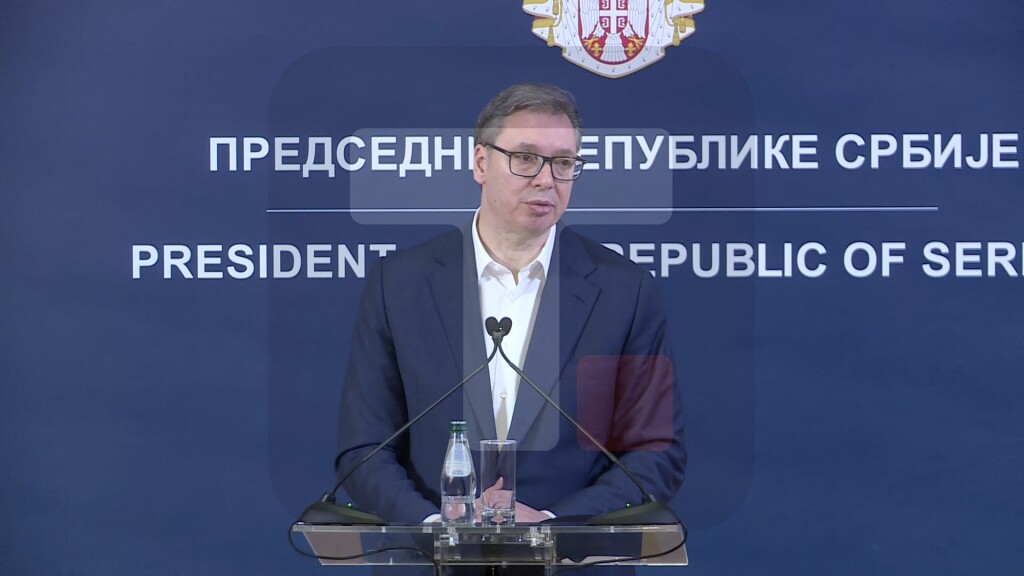 Vučić: Pozvao sam na konsultacije jer su Srbiji potrebne ozbiljne odluke