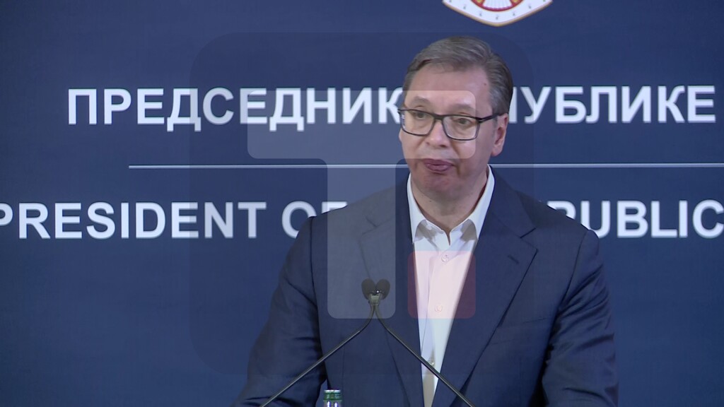 Vučić: Vanredni parlamentarni izbori do kraja godine, to sam obećao narodu