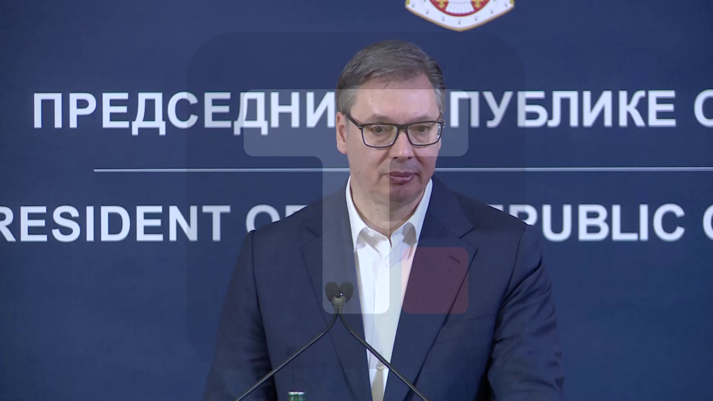 Vučić: Po zakonu i ustavu rektor ne sme da se bavi politikom, mnogo bih voleo da sučeljim mišljenja sa Đokićem