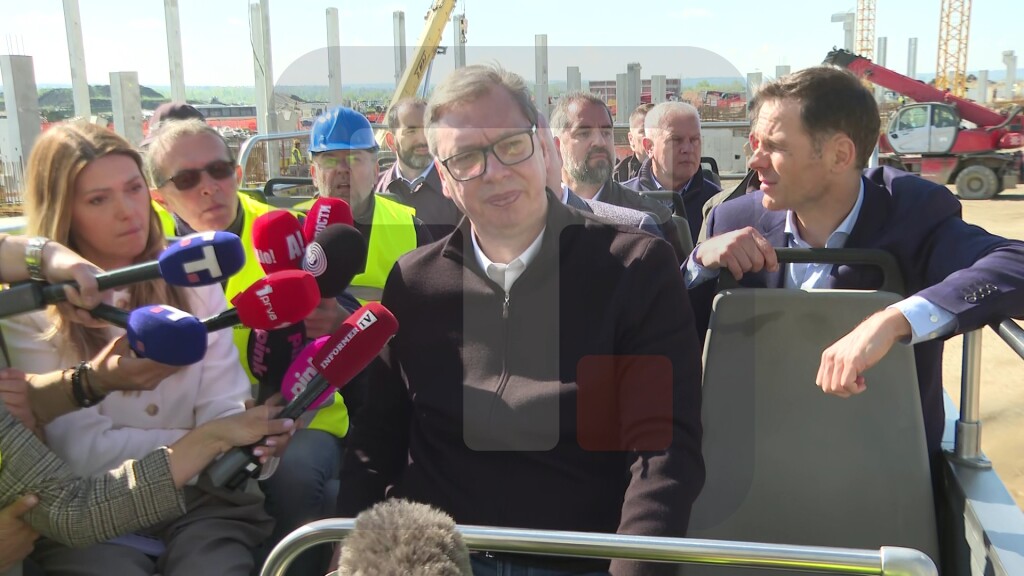 Vučić: Menjamo lice Srbije jer radimo ono što naši dedovi i očevi nisu mogli ni da sanjaju
