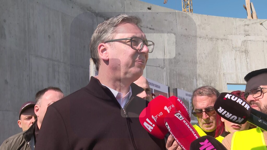 Vučić: Do kraja godine moramo da "napadnemo" sve infrastrukturne projekte u Srbiji