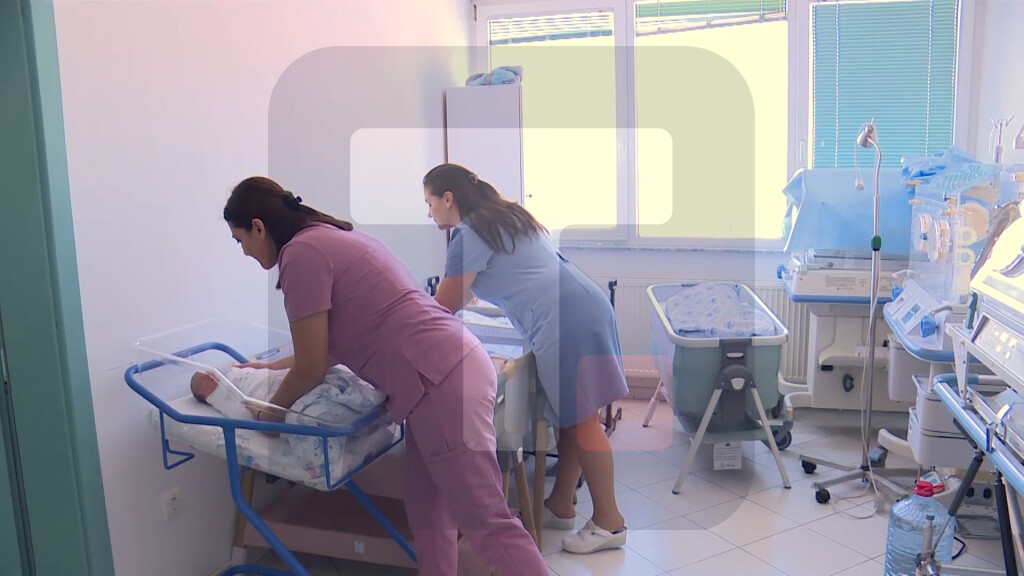 U porodilištu u Pasjanu tokom vikenda rođeno sedam beba