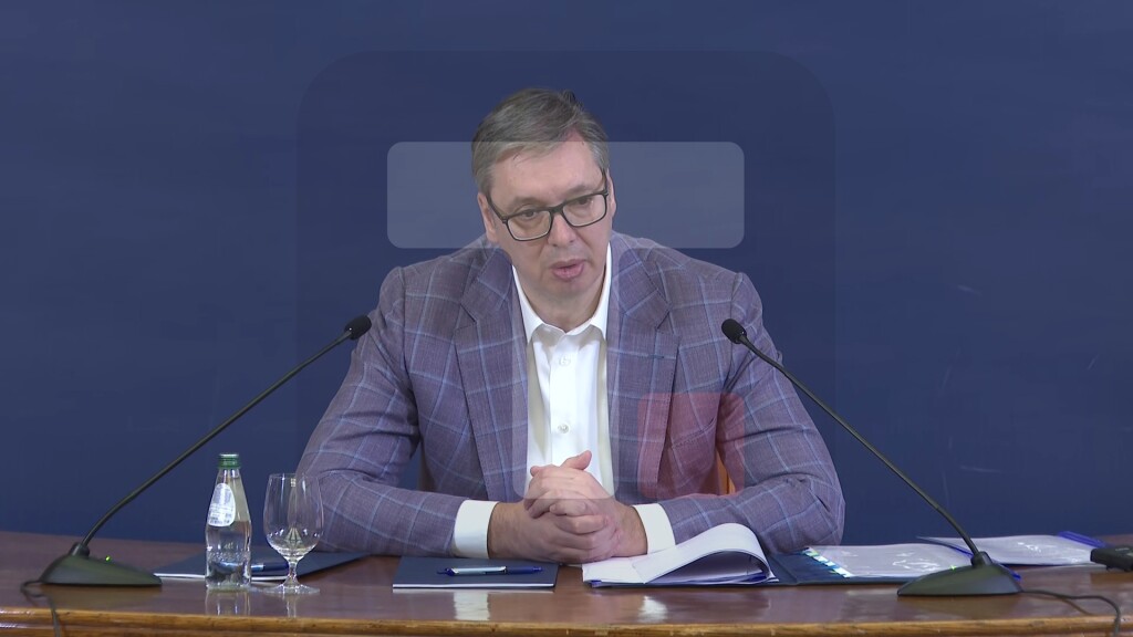 Vučić: Svaki razgovori su mi dragoceni, mi nismo vlast koja će ukidati versku slobodu građanima