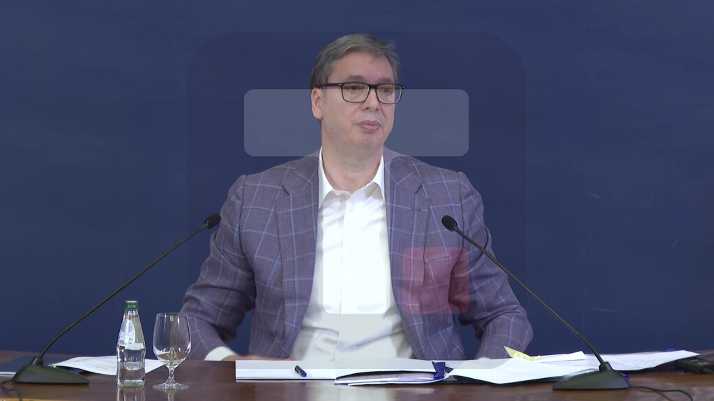 Vučić: U zemlji u kojoj sam ja predsednik niko neće ubijati studente