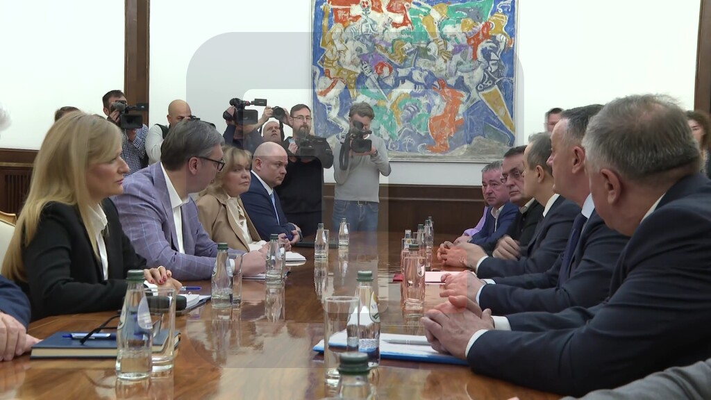Konsultacije predsednika Vučića sa predstavnicima SPS-a
