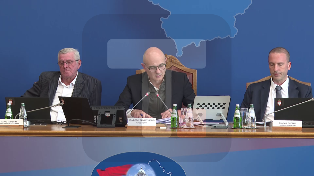 Članovi RIK glasaju o Odluci o utvrđivanju godišnjeg plana javnih nabavki za 2026