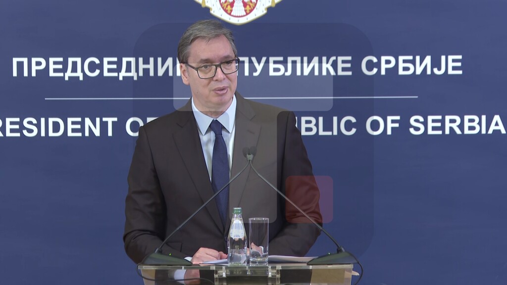 Vučić: Ugovorom sa AstraZenekom obezbeđeni najbolji lekovi za najteža oboljenja