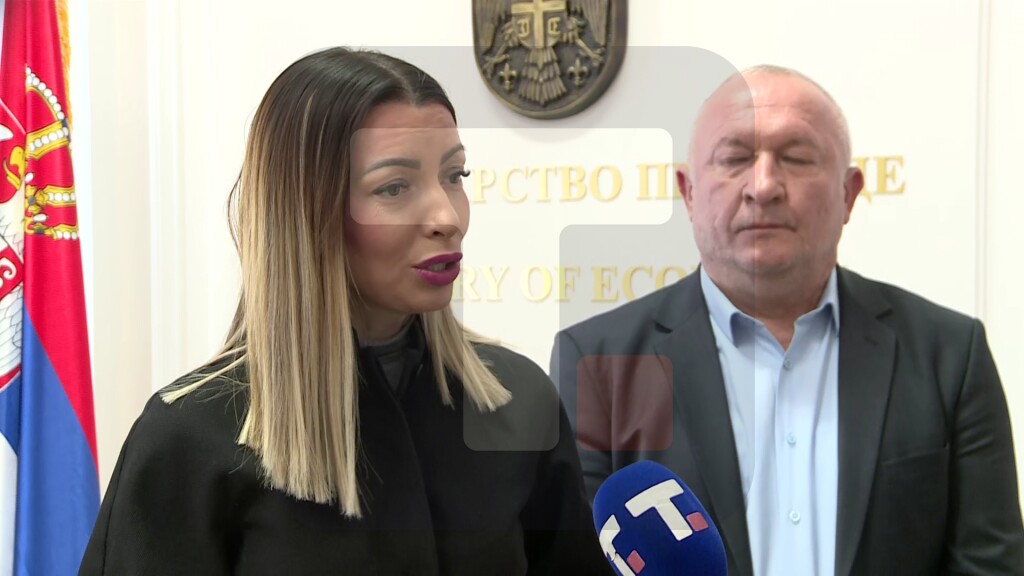 Mesarović: Ugovor sa opštinom Ćićevac vredan je više od 35 miliona dinara, dok sa opštinom Petrovac na Mlavi iznosi nepunih 50 miliona dinara