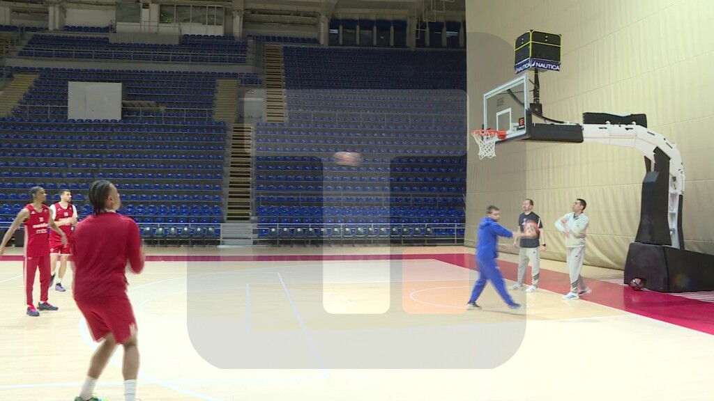 Otvoreni trening KK Crvena zvezda pred utakmicu s Asvelom i put u Lion