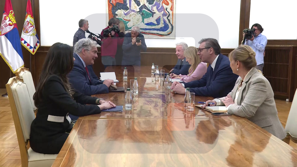 Konsultacije predsednika Vučića sa predstavnicima Narodne stranke