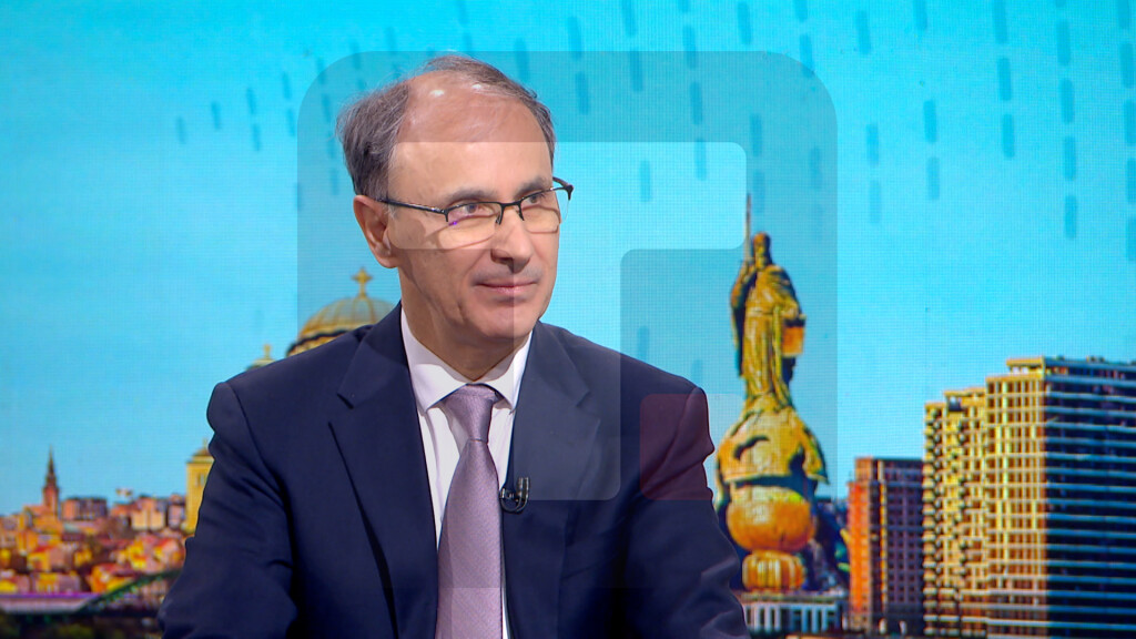 Macut:Zadovoljan sam radom polovine ministara