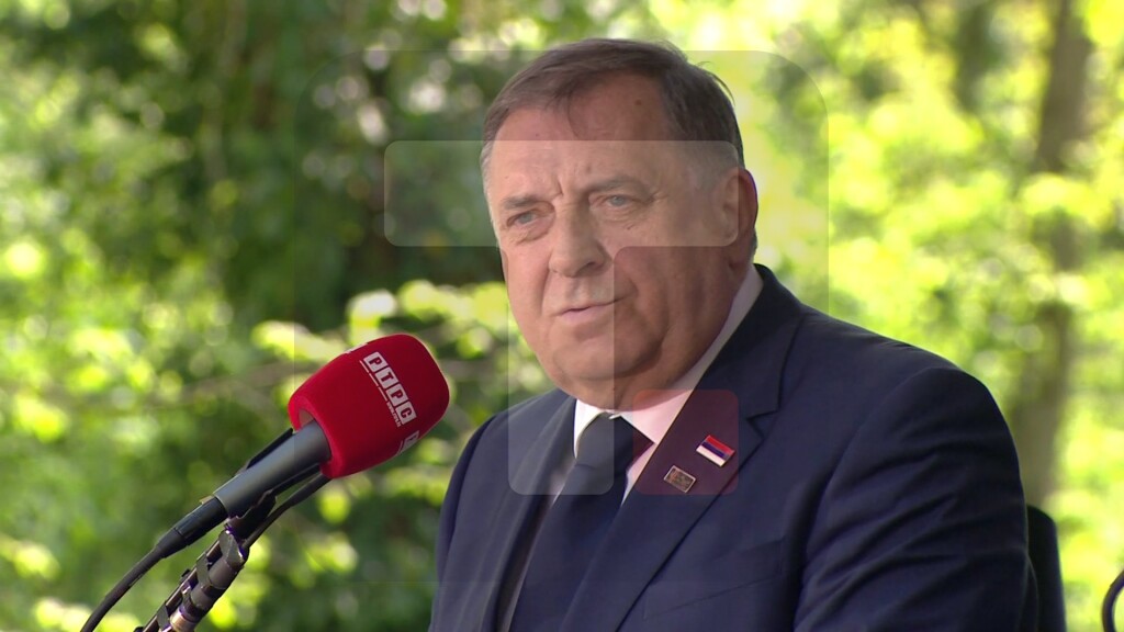 Dodik: Šmit želi da podredi srpski narod BiH, ni danas nema predstavnika zemalja EU