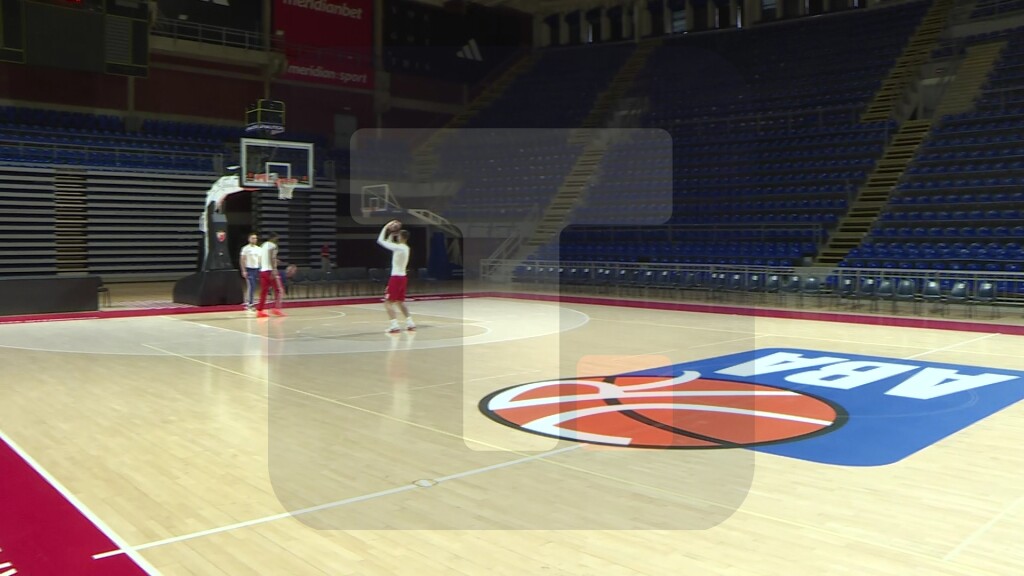 Otvoreni trening KK Crvena zvezda pred utakmicu sa Barselonom
