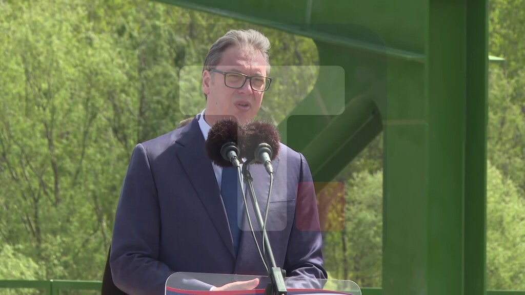 Vučić: Srbija radi na stabilizacijji prilika na KiM