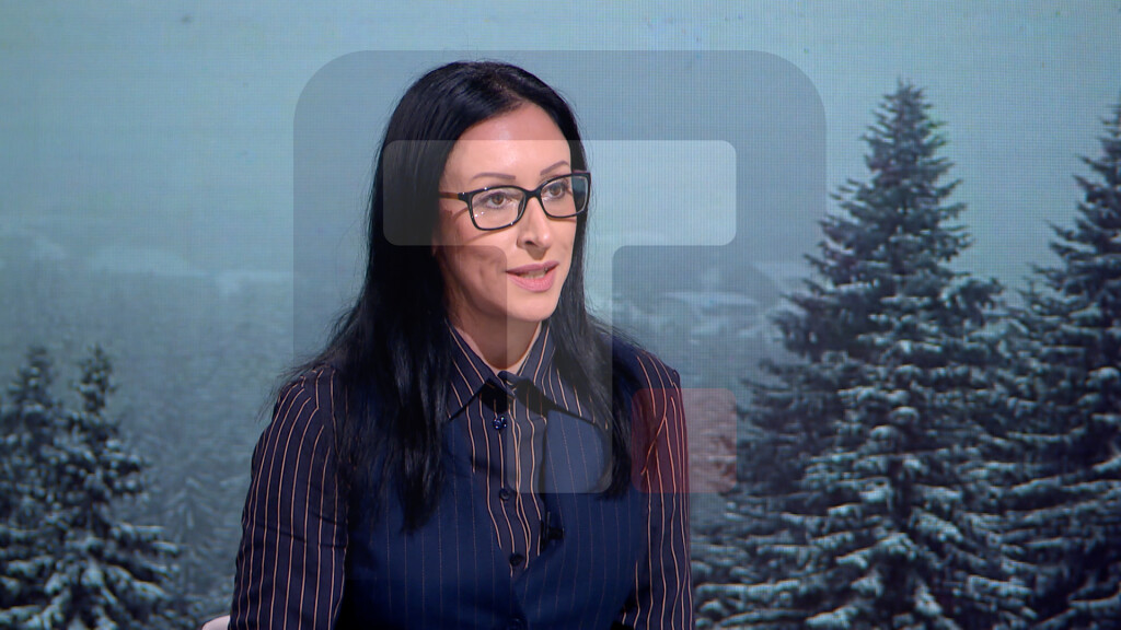 Žarić Kovačević: Ne postoji roditelj 1 i roditelj 2