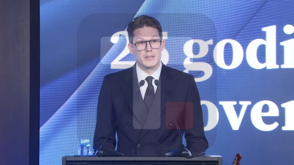 Simović: Više od 900 kompanija sa nemačkim kapitalom radi u SRB, zapošljavaju 80.000