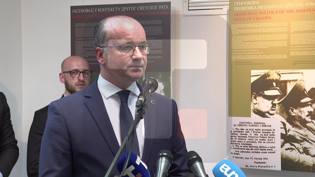 Milenović: Ponovo se oživljava ustaška ideologija i ikonografija