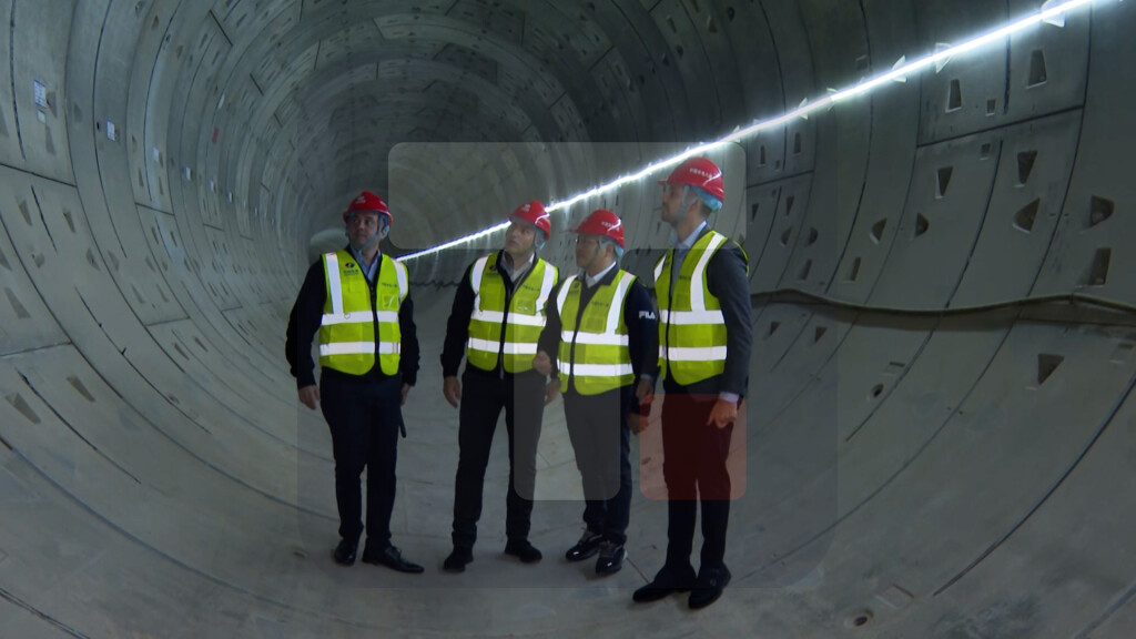 Mladenović u obilasku metro stanice u izgradnji