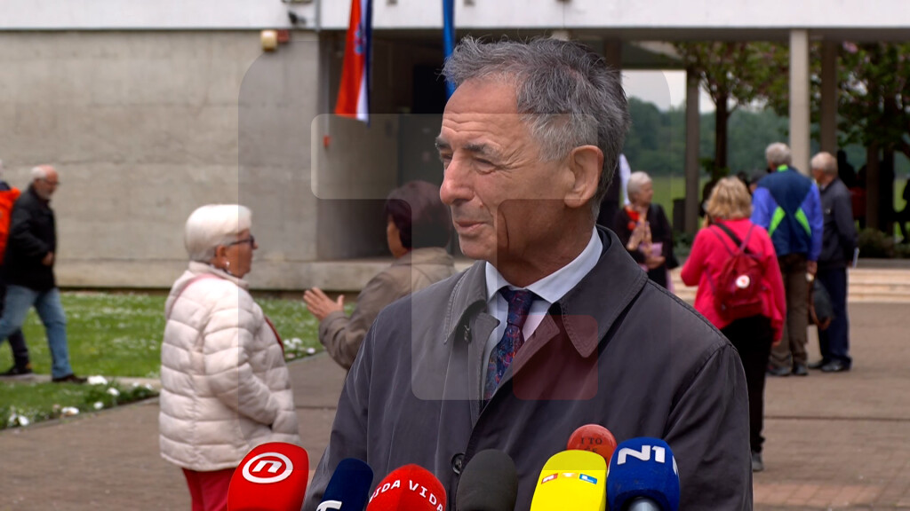 Pupovac: Važno odupirati se svima koji omalovažavaju i vređaju žrtve Jasenovca