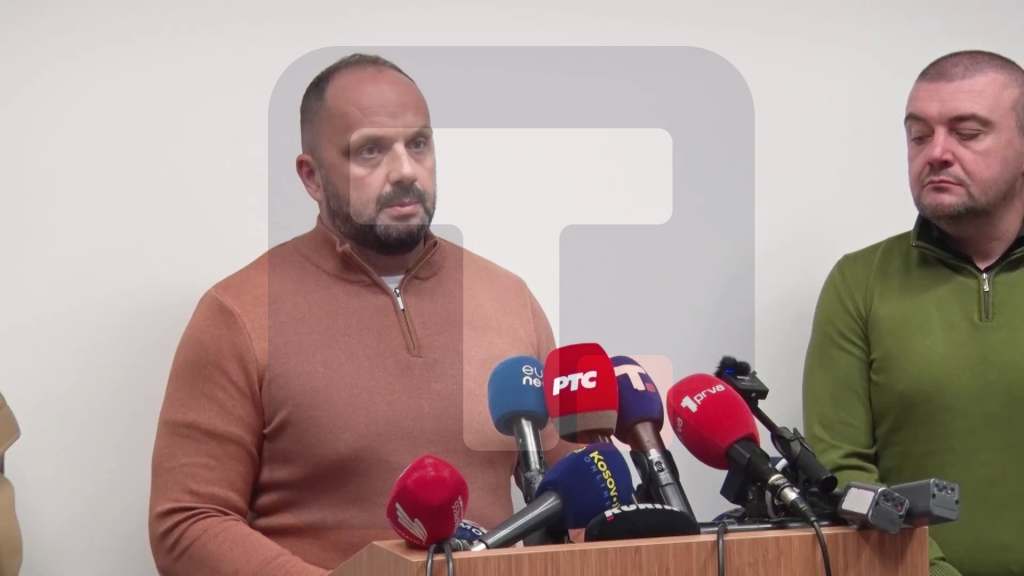 Radojević: Opština SM nije konsultovana o rušenju garaža, podnećemo tužbu