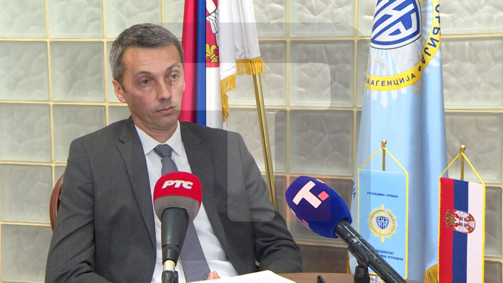 Željski: Vučić na Palama vršio isključivo novinarsku funkciju, pomažući novinarima na terenu